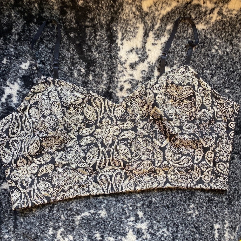 Urban Outfitters Staring at Stars Embroidered tank